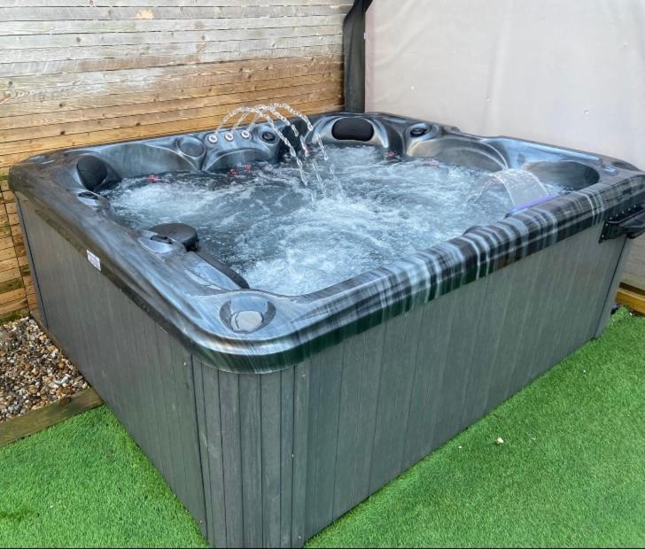 No40Barmouth-Modern,Spacious&Hot Tub Exteriör bild